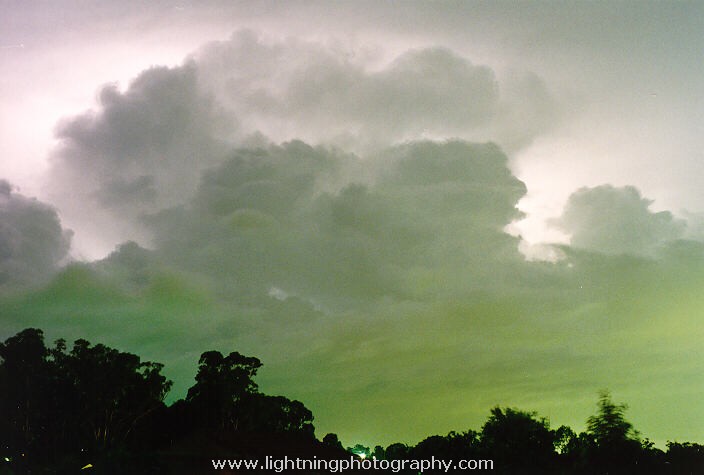 Lightning Image 1995021007