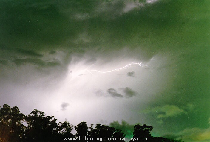 Lightning Image 1995021012