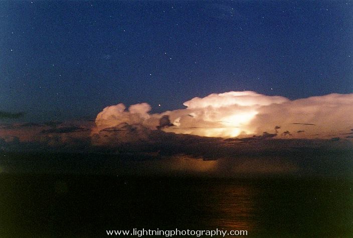 Lightning Image 1996123139