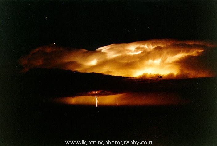 Lightning Image 1996123143