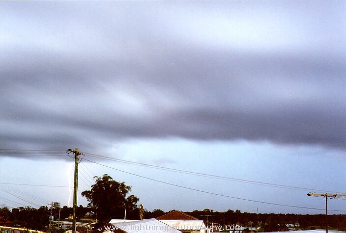 Lightning Image 1998020407