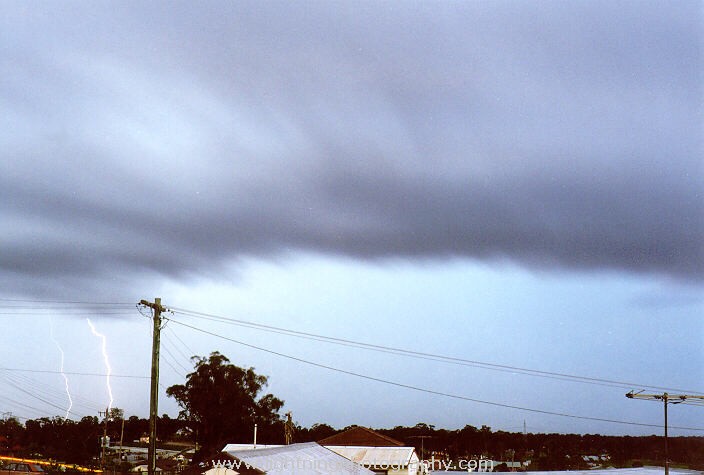 Lightning Image 1998020408