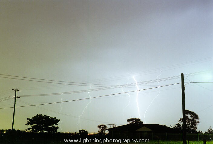 Lightning Image 1998020424