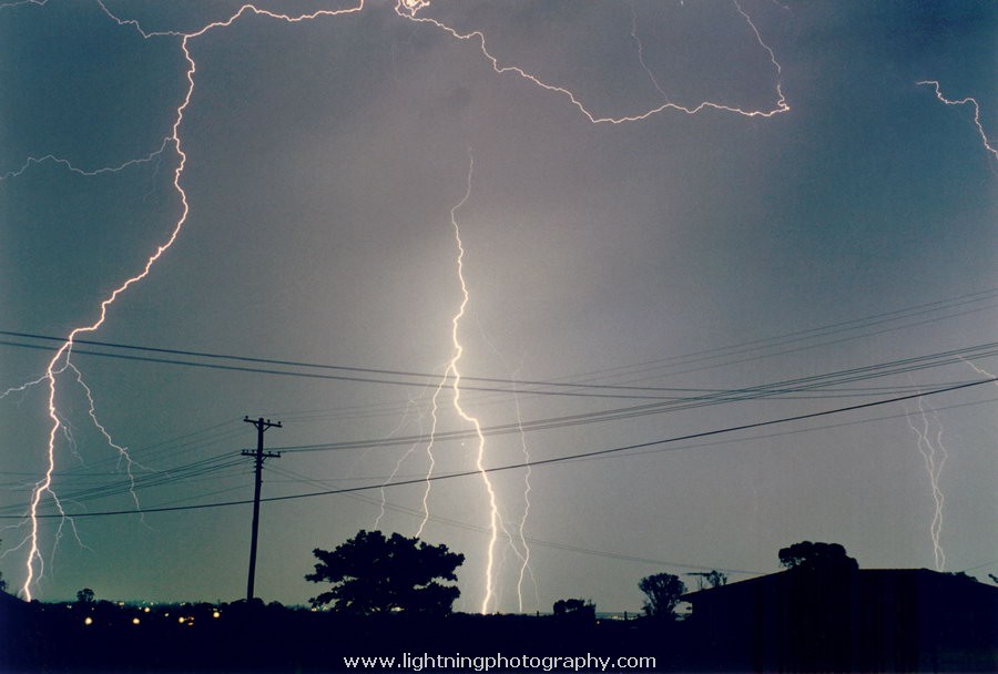 Lightning Image 1998020428