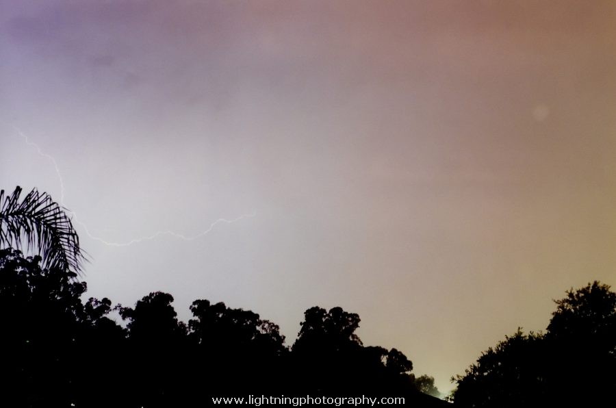 Lightning Image 1999041418