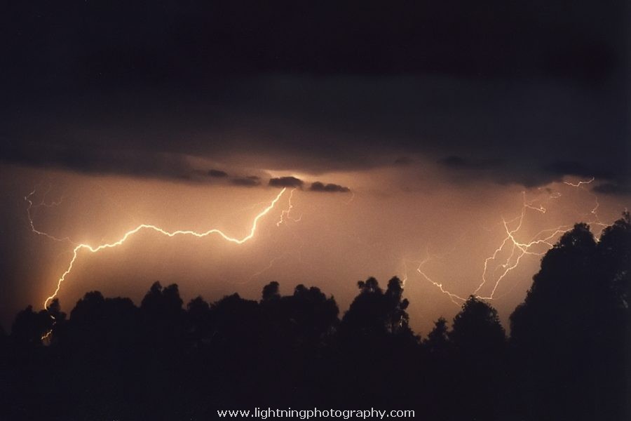 Lightning Image 2000092614