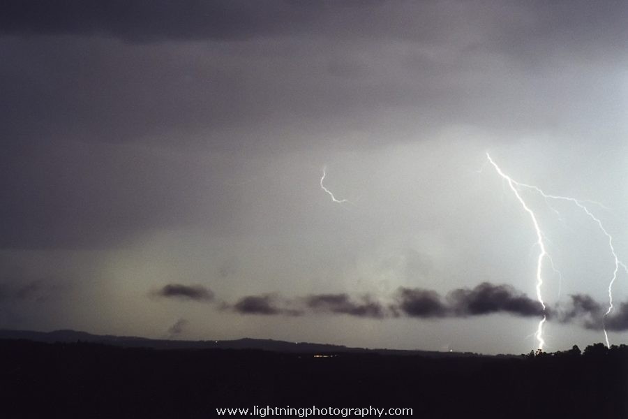 Lightning Image 2000102630