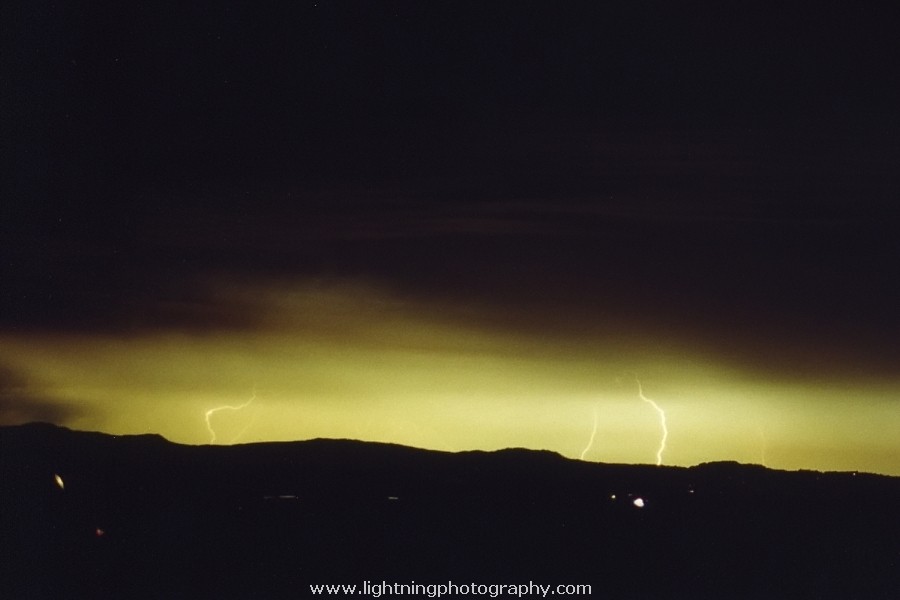 Lightning Image 2000102648