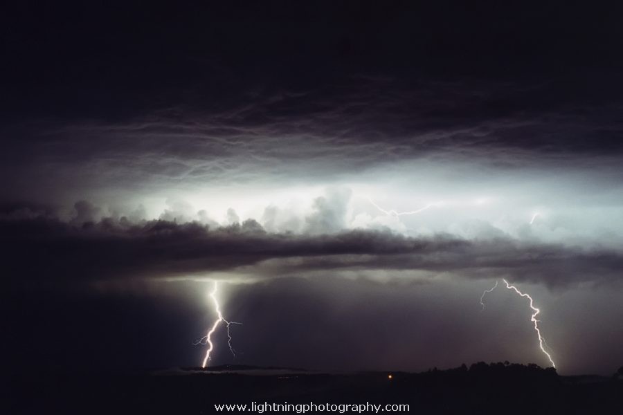Lightning Image 2000102704