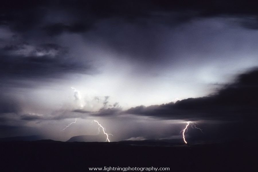 Lightning Image 2000102706