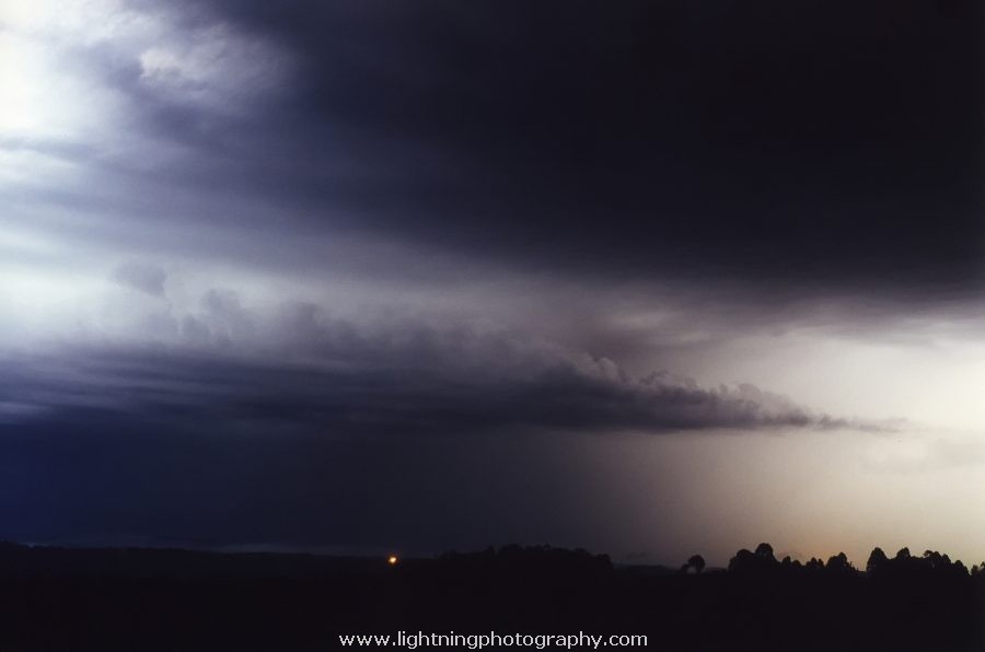 Lightning Image 2000102710