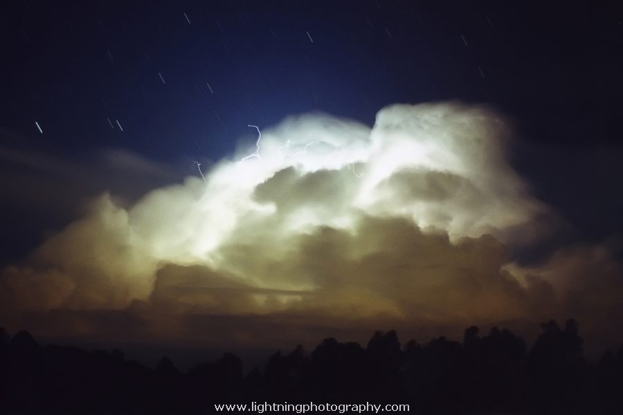 Lightning Image 2000110444