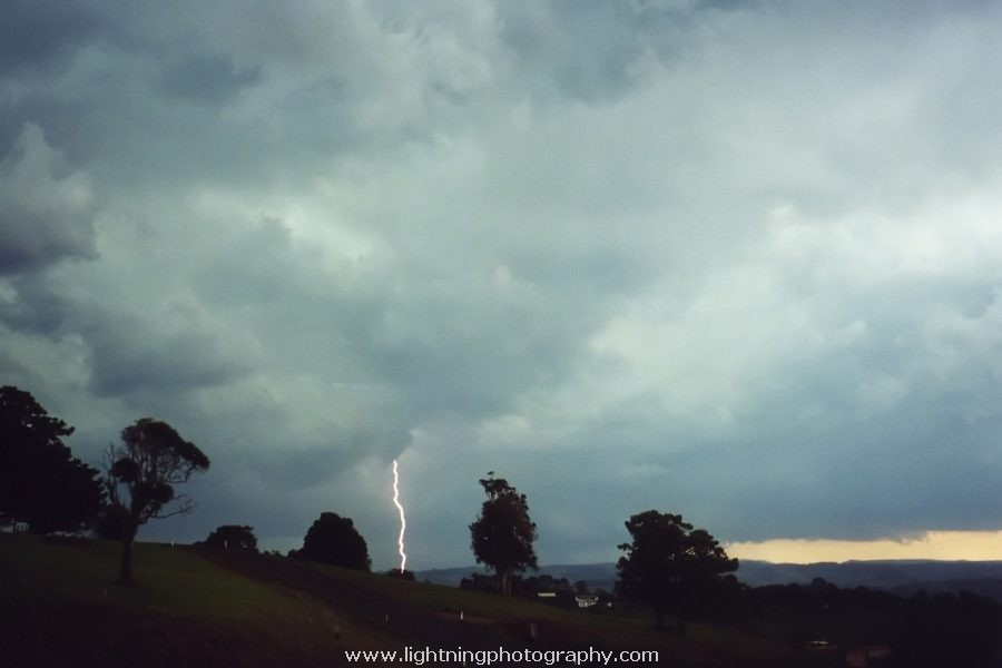 Lightning Image 2000110552