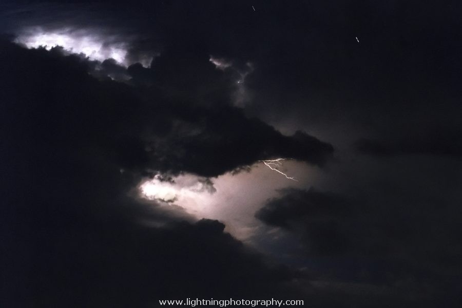 Lightning Image 2001051711