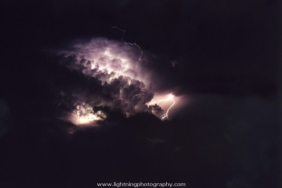 Lightning Image 2001051714