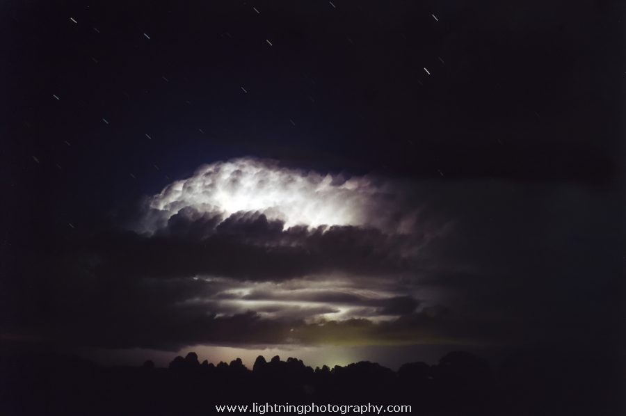 Lightning Image 2001051802