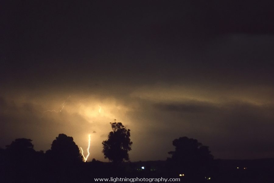 Lightning Image 2001090101