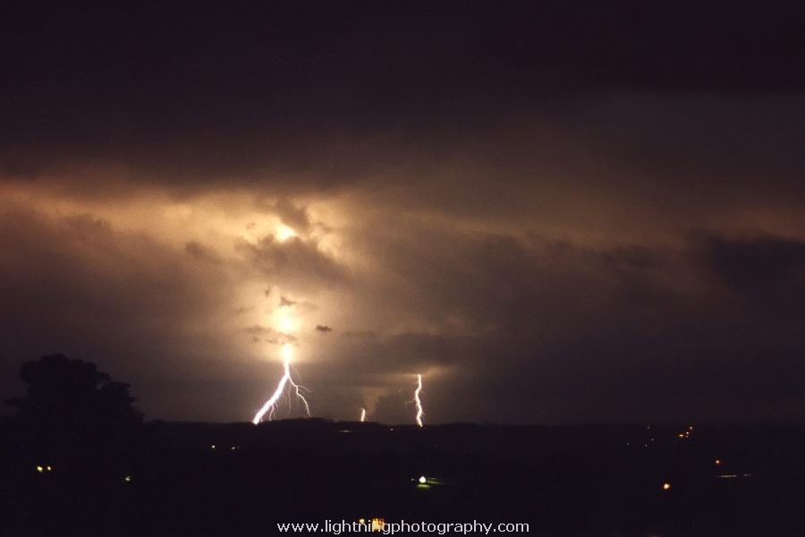 Lightning Image 2001090106