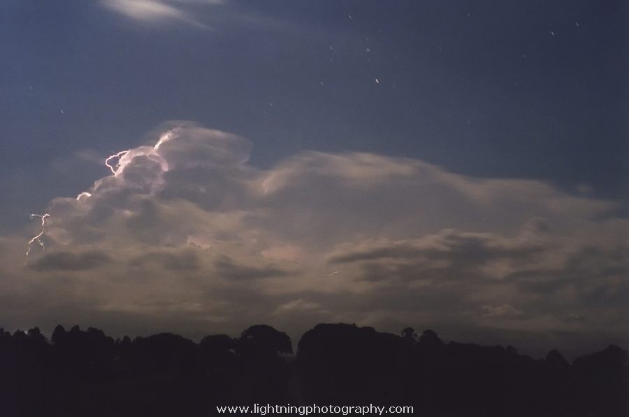 Lightning Image 2001100403