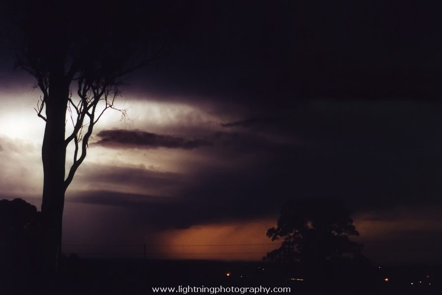 Lightning Image 2001111812