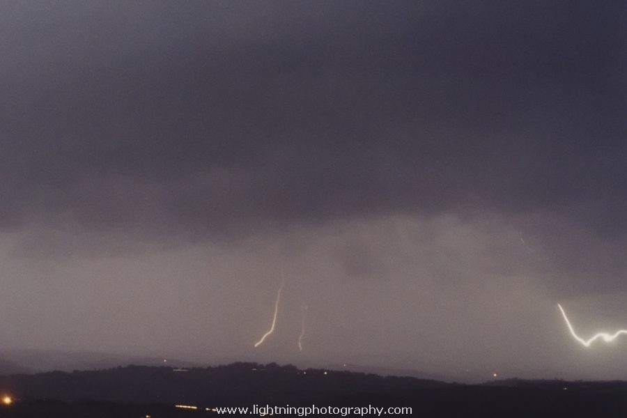 Lightning Image 2001112402