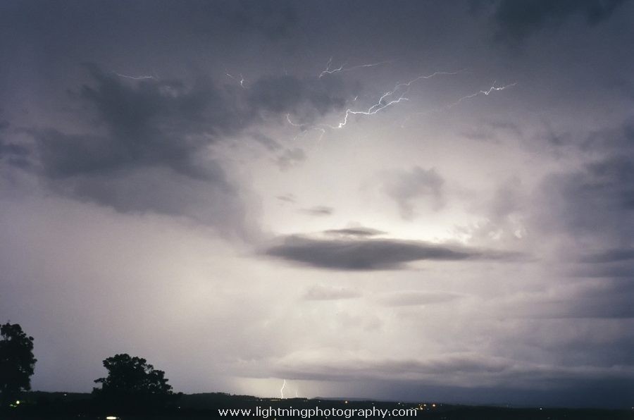 Lightning Image 2002032637