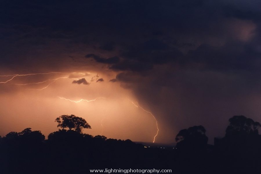 Lightning Image 2002111013