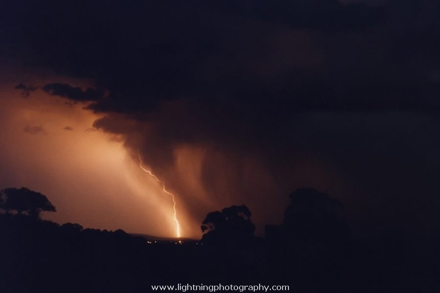 Lightning Image 2002111014