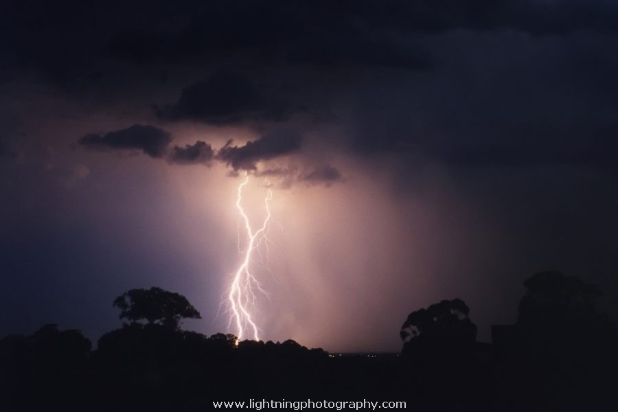 Lightning Image 2002111018