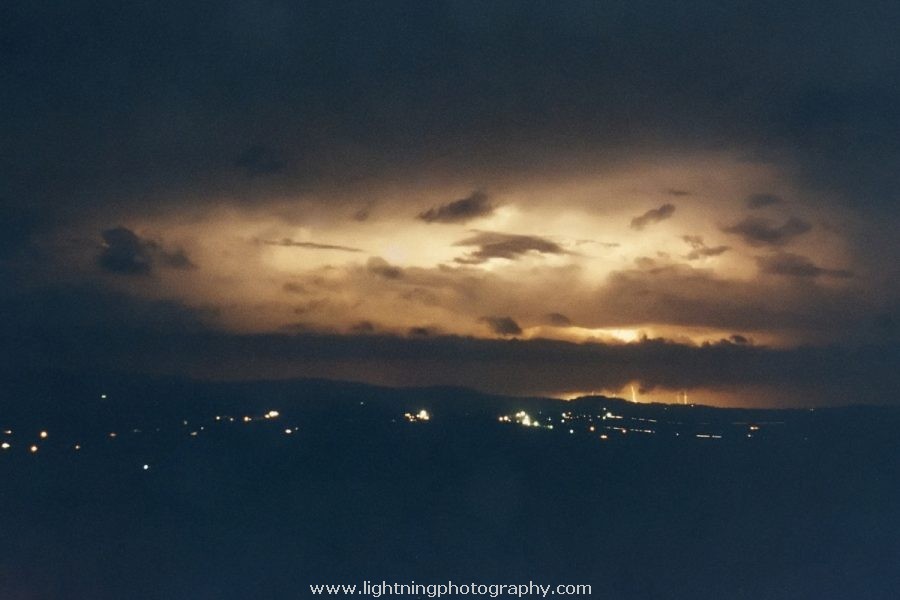 Lightning Image 2002111301