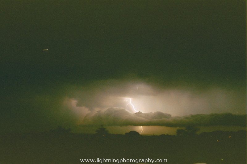 Lightning Image 2003010820