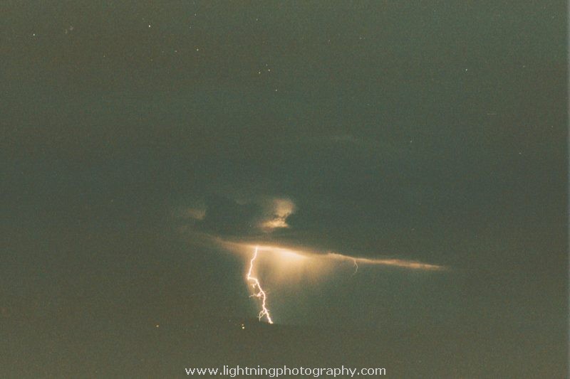 Lightning Image 2003010837