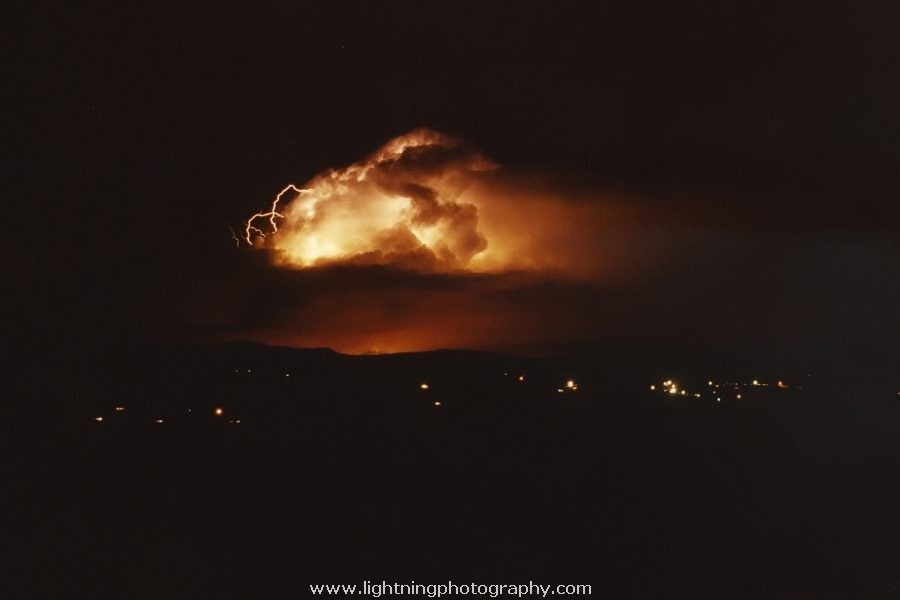 Lightning Image 2003033041