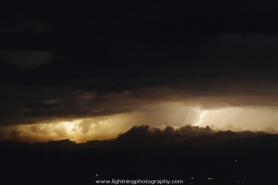 Lightning Image 2004012706