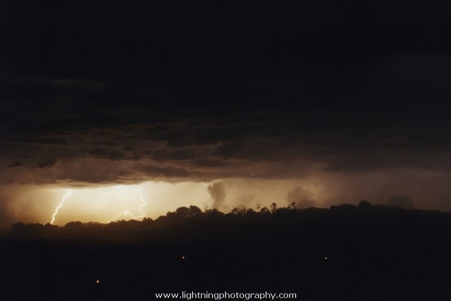 Lightning Image 2004012707