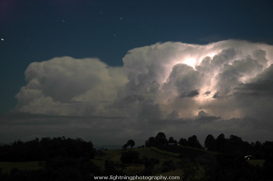 Lightning Image 2004072914