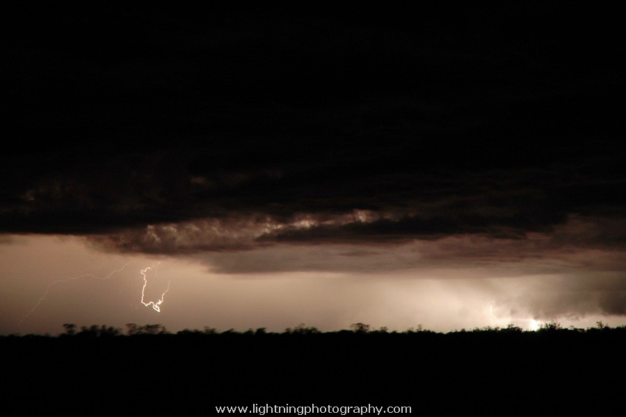 Lightning Image 2004120753