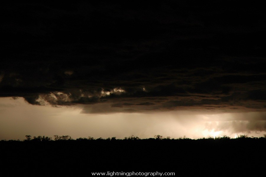 Lightning Image 2004120754