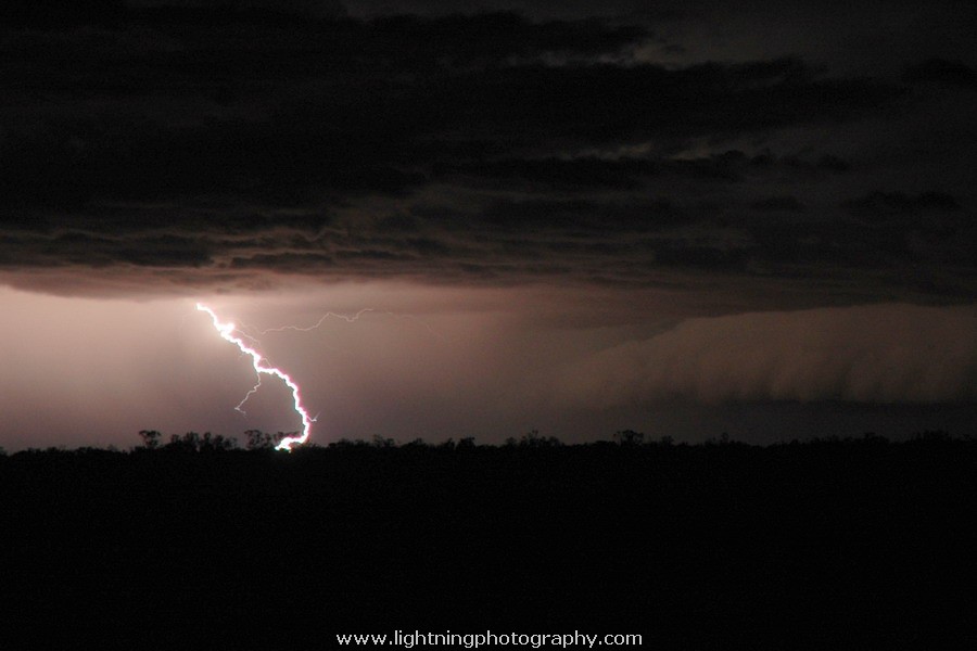 Lightning Image 2004120761