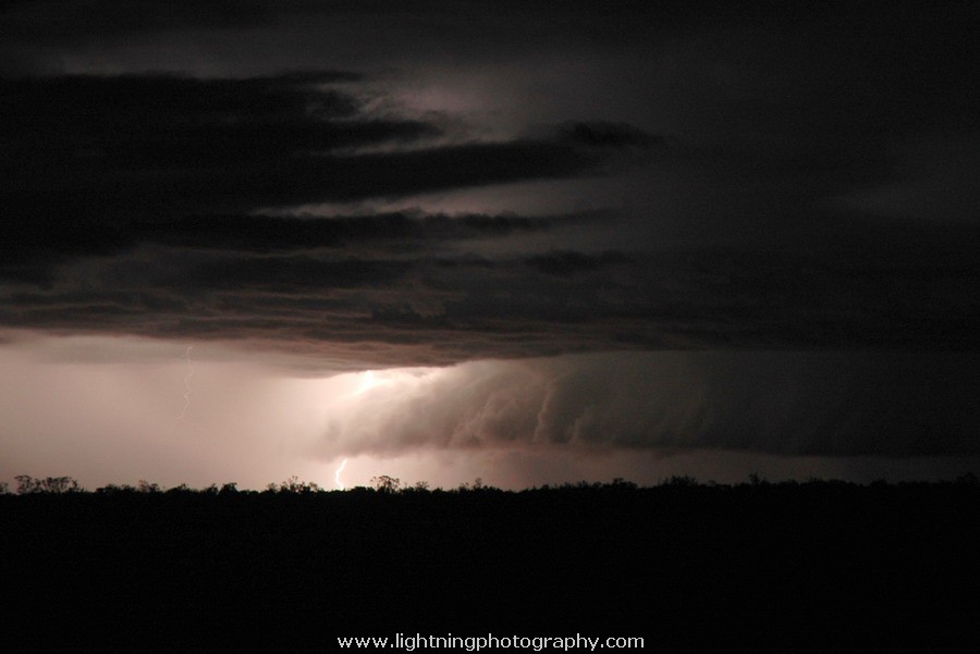 Lightning Image 2004120762