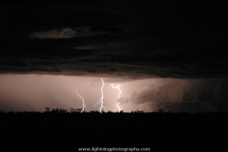 Lightning Image 2004120765