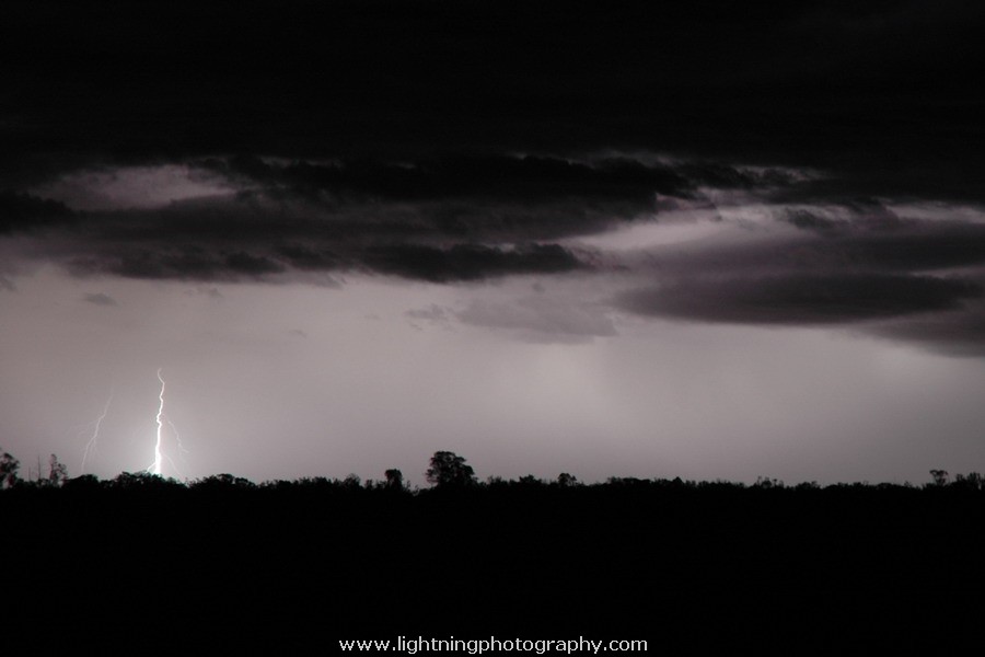 Lightning Image 2004120769