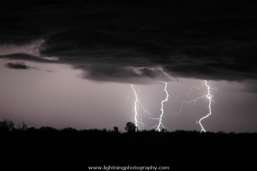 Lightning Image 2004120771