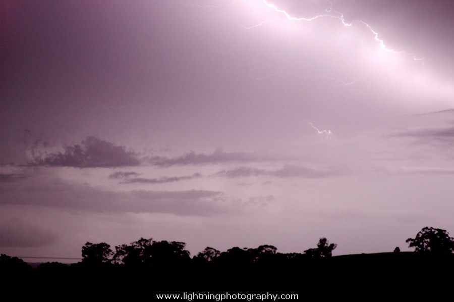 Lightning Image 2004120914