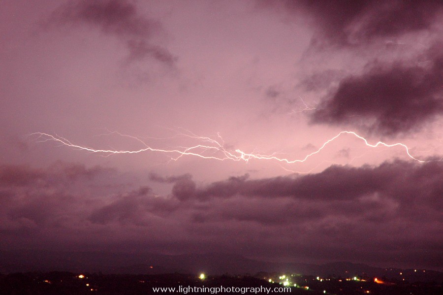 Lightning Image 2005020258