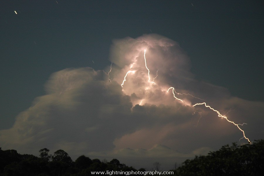 Lightning Image 2005032214