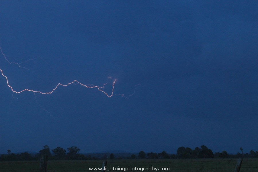 Lightning Image 2005102421