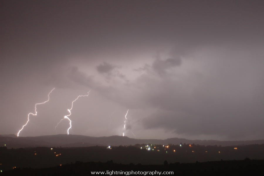 Lightning Image 2005102435