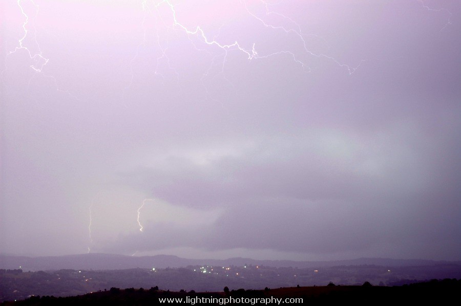 Lightning Image 2005102442