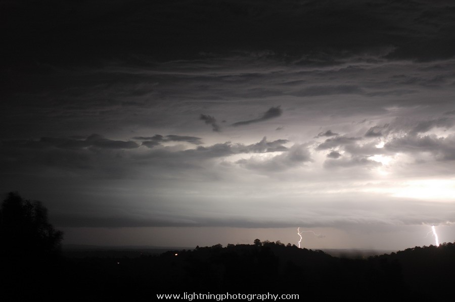 Lightning Image 2005102557